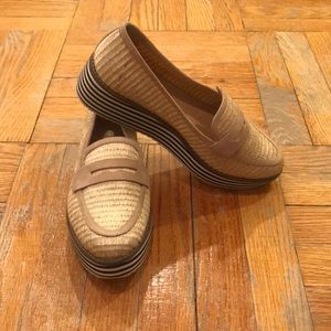 Schutz Loafers shoes size 10